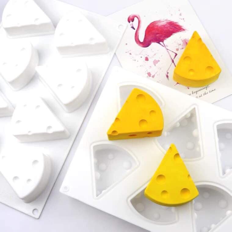 Khuôn silicon hình phô mai 3D là thạch rau câu/pudding cho bé