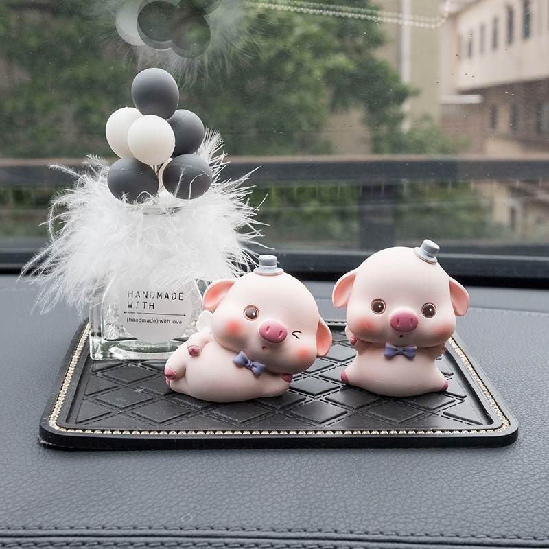 Decor bộ heo, lợn gia đình trang trí taplo ô tô vô cùng đáng yêu , phụ kiện xe hơi sáng tạo, hoặc để bàn làm việc có tặn