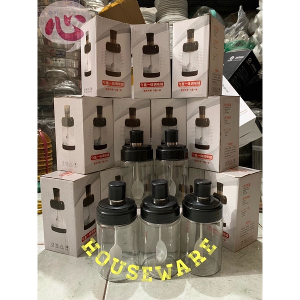 Set 5 Hũ Thủy Tinh Đựng Gia Vị Kèm Muỗng Nhựa Múc 250ml