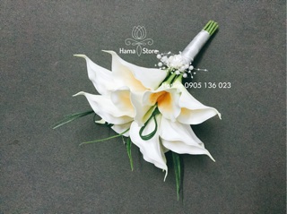 HOA CƯỚI CẦM TAY CÔ DÂU VỚI HOA RUM CALLA LILY THEO PHONG CÁCH HIỆN ĐẠI TẶNG KÈM CÀI ÁO CHÚ RỂ