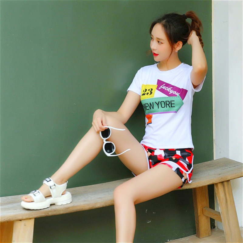 Bộ bơi quần áo tập thế thao cho nữ 3in1 có 2 màu mã 5855