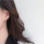 Khuyên tai titan nữ không gỉ hình trái tim phong cách thời trang đơn giản tinh tế