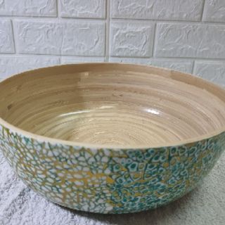 Chậu ngâm chân bằng tre dùng cho spa, tiệm nail. Kích thước rộng 30cm sâu 12cm.