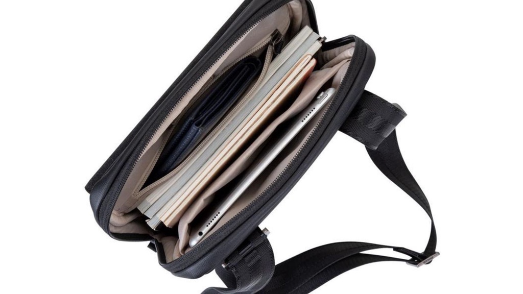 Mô tả Túi đeo chéo Rivacase 8511 dành cho máy tính bảng 11" - Hàng Chính Hãng - 2