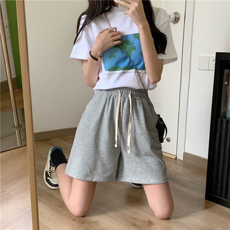 Quần Short Mùa Hè Mới Cao Cấp Màu Xám Chữ A Rời Chân Rộng Giải Trí Thể Thao Quần Short Thẳng