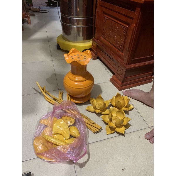 Bình hoa sen 11 cành, hoa gỗ sữa bình xà cừ ( hàng tháo nắp)