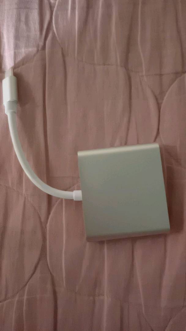 Cổng kết nối HDMI trên hub USB-C