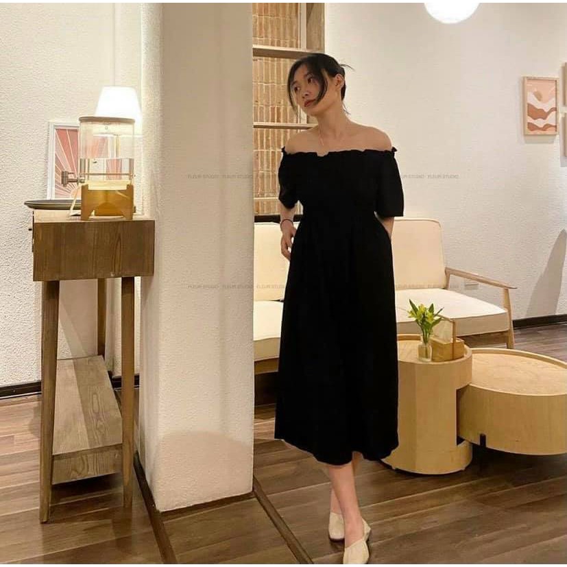 ĐẦM ĐEN DÀI DÁNG SUÔNG BO CHUN NGỰC - MARU DRESS