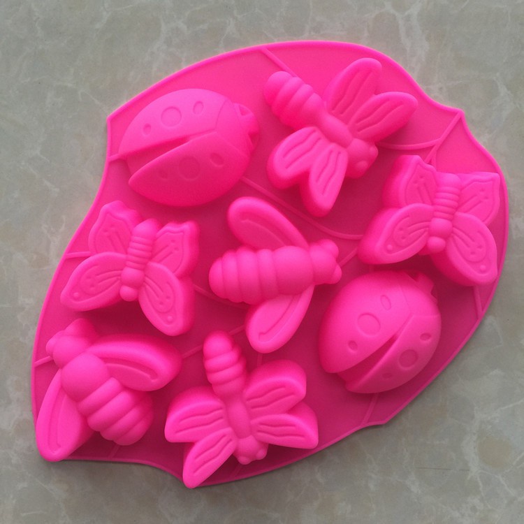 Khuôn Silicone 8 Ngăn Hình Bướm Làm Xà Phòng