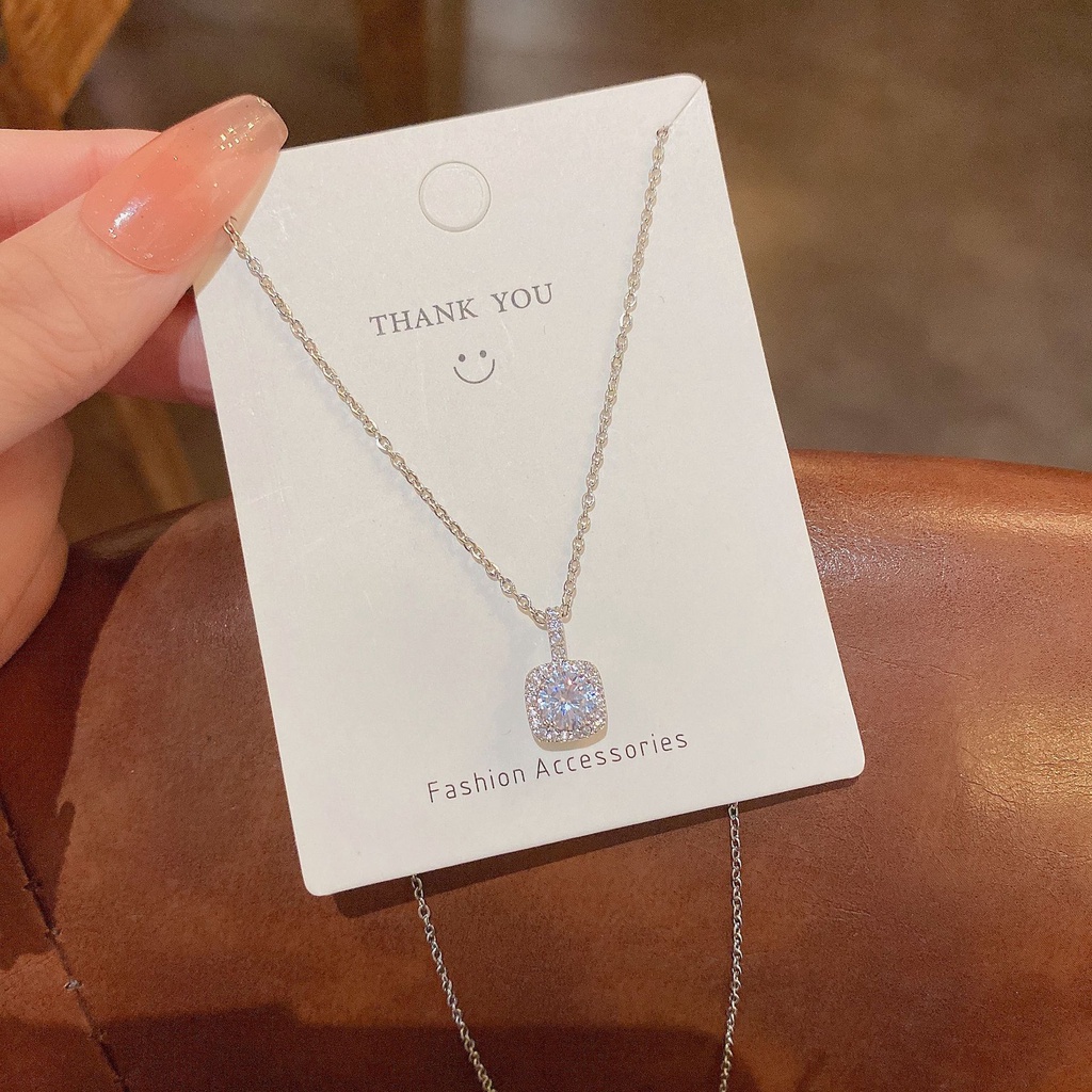 Vòng cổ Choker Thép Titan Mặt Vuông Đính Đá zircon Tinh Xảo Chất Lượng Cao