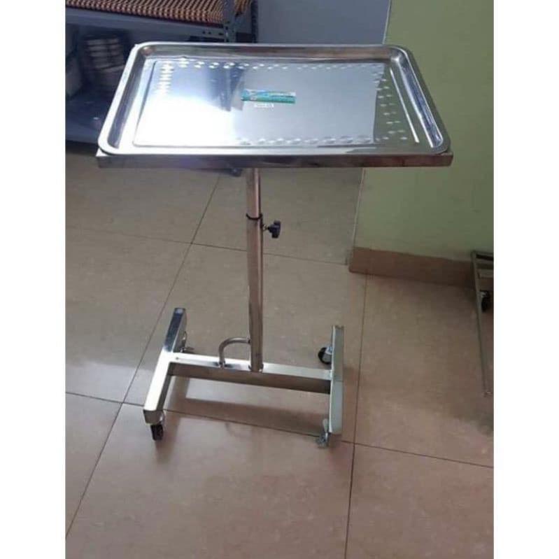 Bàn tít, xe đẩy y tế chất liệu inox dụng cụ phẩu thuật, spa