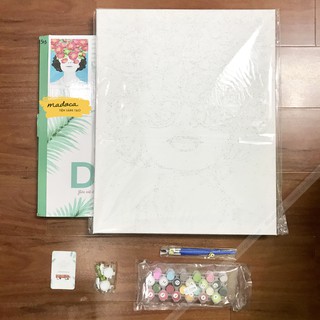 Tranh tô màu số hóa Madoca có khung 40x50cm hoa trong mắt em T503