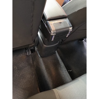 Hộp Tỳ Tay, Bệ tỳ tay, Hộc Để Đồ Xe Nissan Almera 2021 2022 2023 Màu đen - Có Cổng Cắm USB tiện dụng, Mẫu L2
