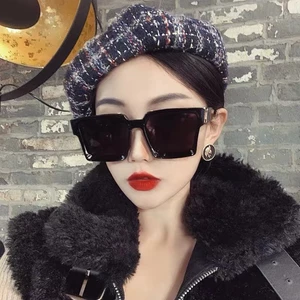 chuẩn hàng - MẮT KÍNH UNISEX NAM NỮ HOT HIT ĐEN NGẦU LOUS
