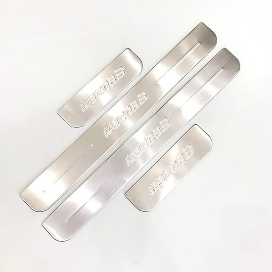 Ốp bậc chân trong, ngoài xe Mazda 3 2016-2023 inox cao cấp, sáng bóng