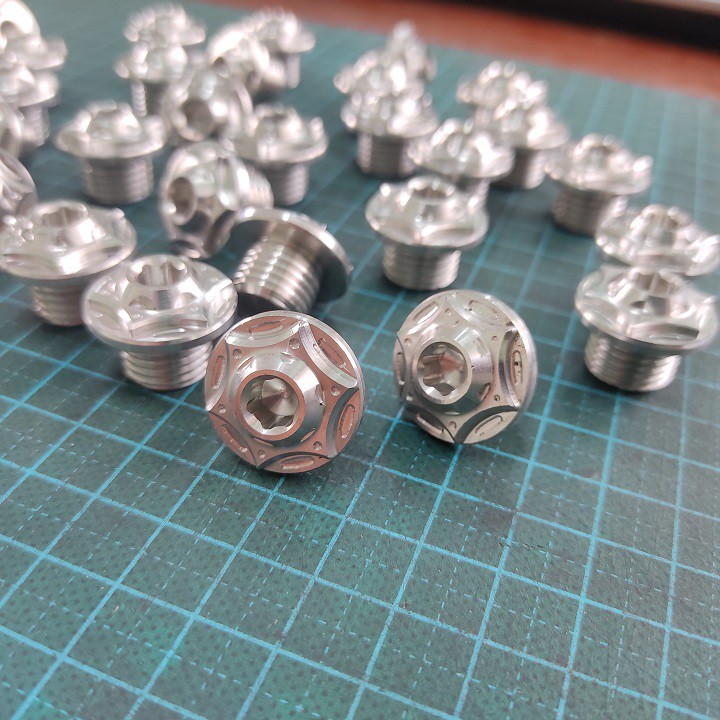 Ốc INOX mâm lửa [1 cái nhỏ] - dành cho EX150/ WaveS110 | Shopee Việt Nam