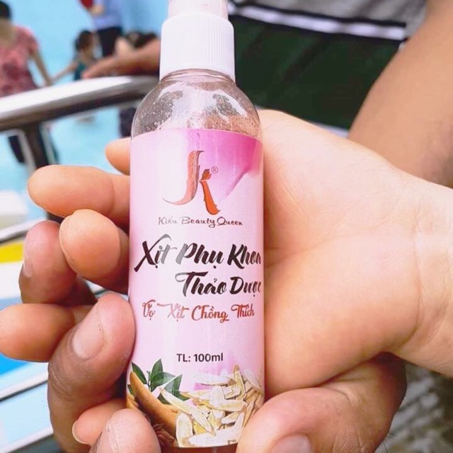 Xịt Phụ Khoa Thảo Dược