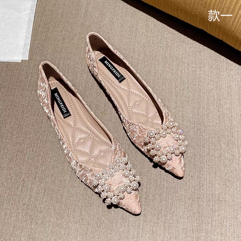 Size Lớn (31-46) Giày Mũi Nhọn Phù Hợp Với Giày Nữ Giày Đế Bằng Kim Cương Giả Nữ Muỗng Giày Size Lớn 42 Size Lớn 46 45 44 43 Công Nhân Văn Phòng Thoải Mái Chị Em