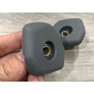 Nhựa ốp chụp gác chân sau Spacy 125 nhật ( cặp )