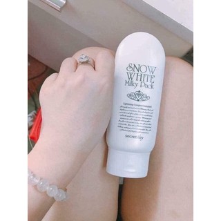 KEM TẮM TRẮNG DA SNOW WHITE SECRET KEY