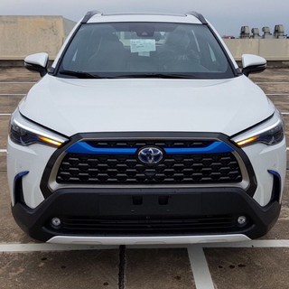Thanh ốp mặt ca lăng nắp capo bên trên xe Toyota Corolla Cross 2019 - 2023 màu xanh bản HV - 2CT