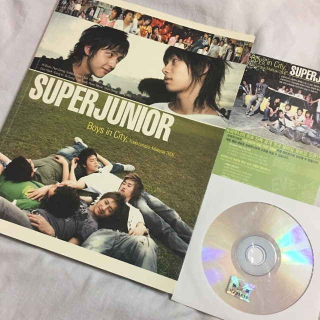 店内商品がすべてレジにて半額！！ スーパージュニア 見返す CITY IN BOYS 写真集 K-POP・アジア