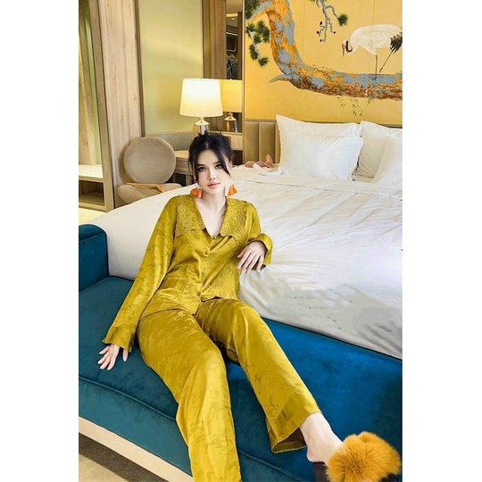 Bộ ngủ pyjama dài tay nữ xinh xắn chất lụa mềm mịn QCCC- Bộ mặc nhà sang chảnh thanh lịch