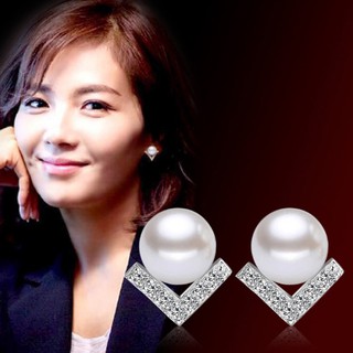 Bông tai ngọc nhân tạo nhân tạo chữ V BHBT154