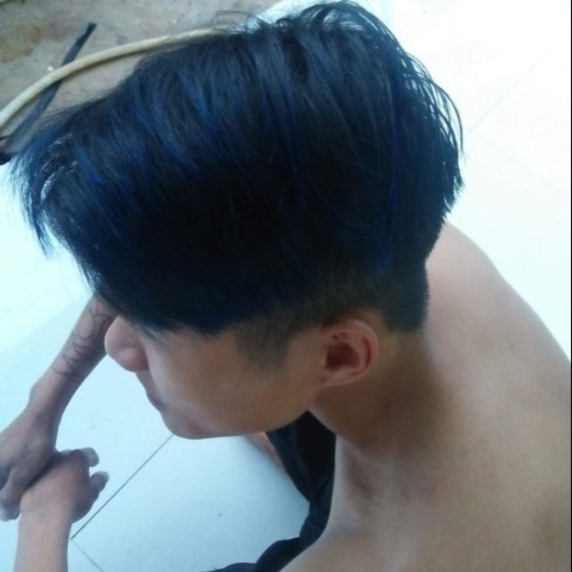 Kỹ thuật nhuộm tóc màu xanh dương