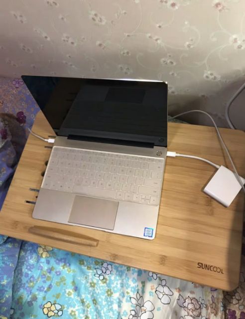 BÀN LAPTOP THÔNG MINH  Bằng TRE   Có Quạt Tiện Lợi