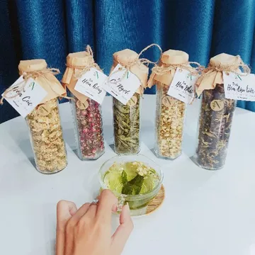 Combo 4 lọ trà dưỡng nhan trà hoa cúc trắng, trà hoa hồng, trà nụ nhài, trà hoa đậu biếc