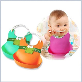 Yếm Ăn Dặm Có Máng Siêu Nhẹ Chống Bẩn Quần Áo Cho Bé