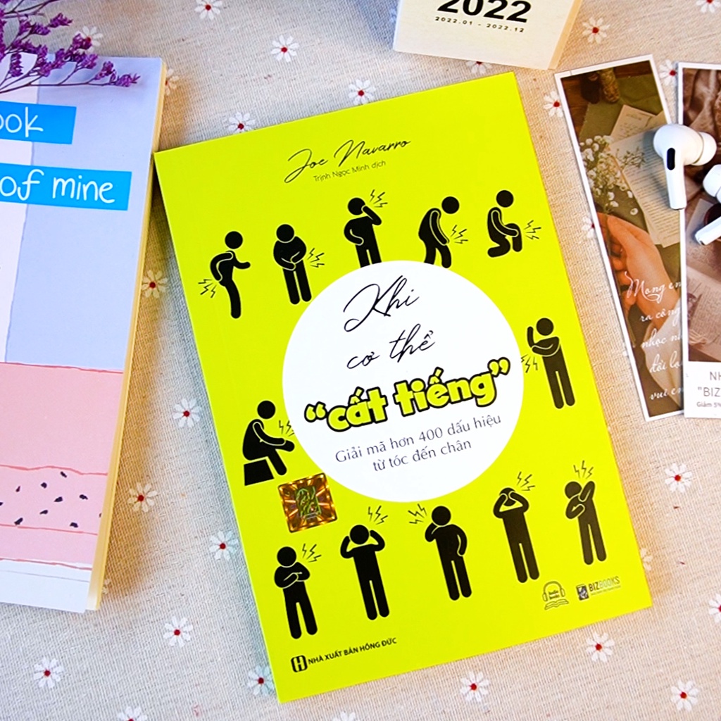 Sách Khi cơ thể cất tiếng - Giải mã hơn 400 dấu hiệu từ tóc đến chân - Bizbooks