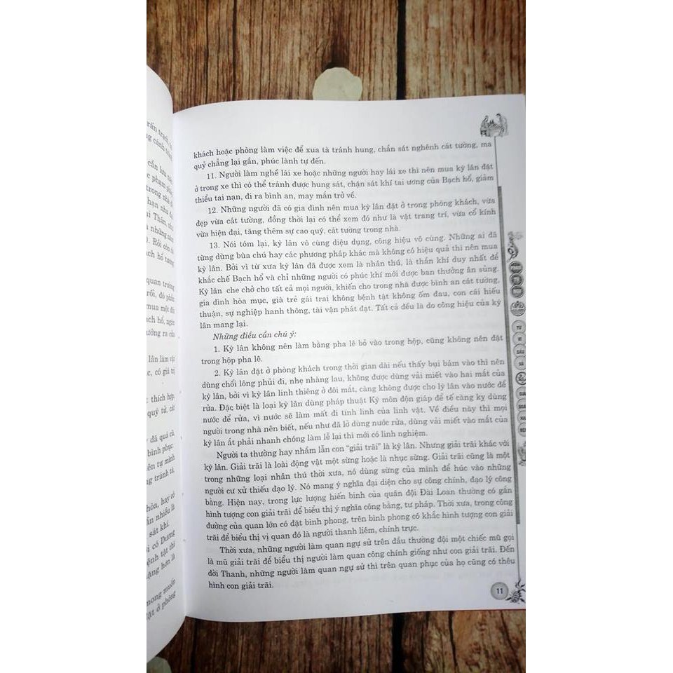 Ảnh Sách - Tử vi đẩu số - Giải đoán hạn bệnh (Minh Lâm) 1