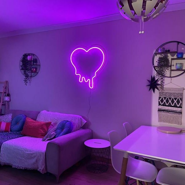 Đèn Led Neon Sign Trái Tim Kích Thước 40x36 cm