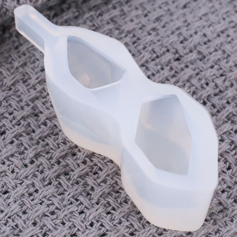 SELA DIY - Trang Sức Handmade Từ Khuôn Nhựa UV: Dây Chuyền, Bông Tai và Móc Khóa