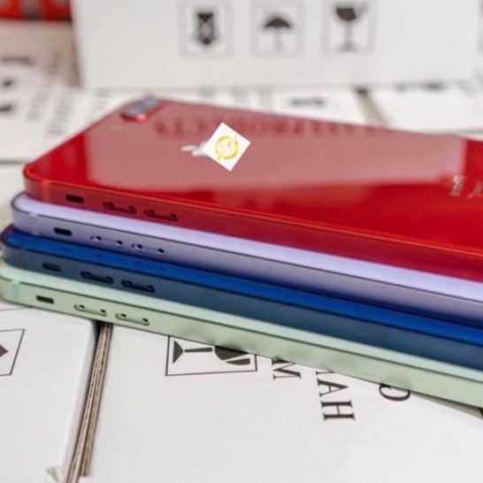 vỏ độ thay thế cho điện thoại 7plus và 8plus vuông lưng kính