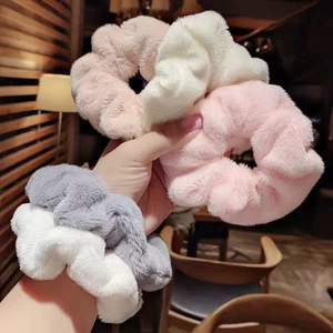 Dây thun cột tóc nhồi bông lông giả mềm màu trơn cỡ lớn phong cách thu đông Hàn đơn giản cho nữ