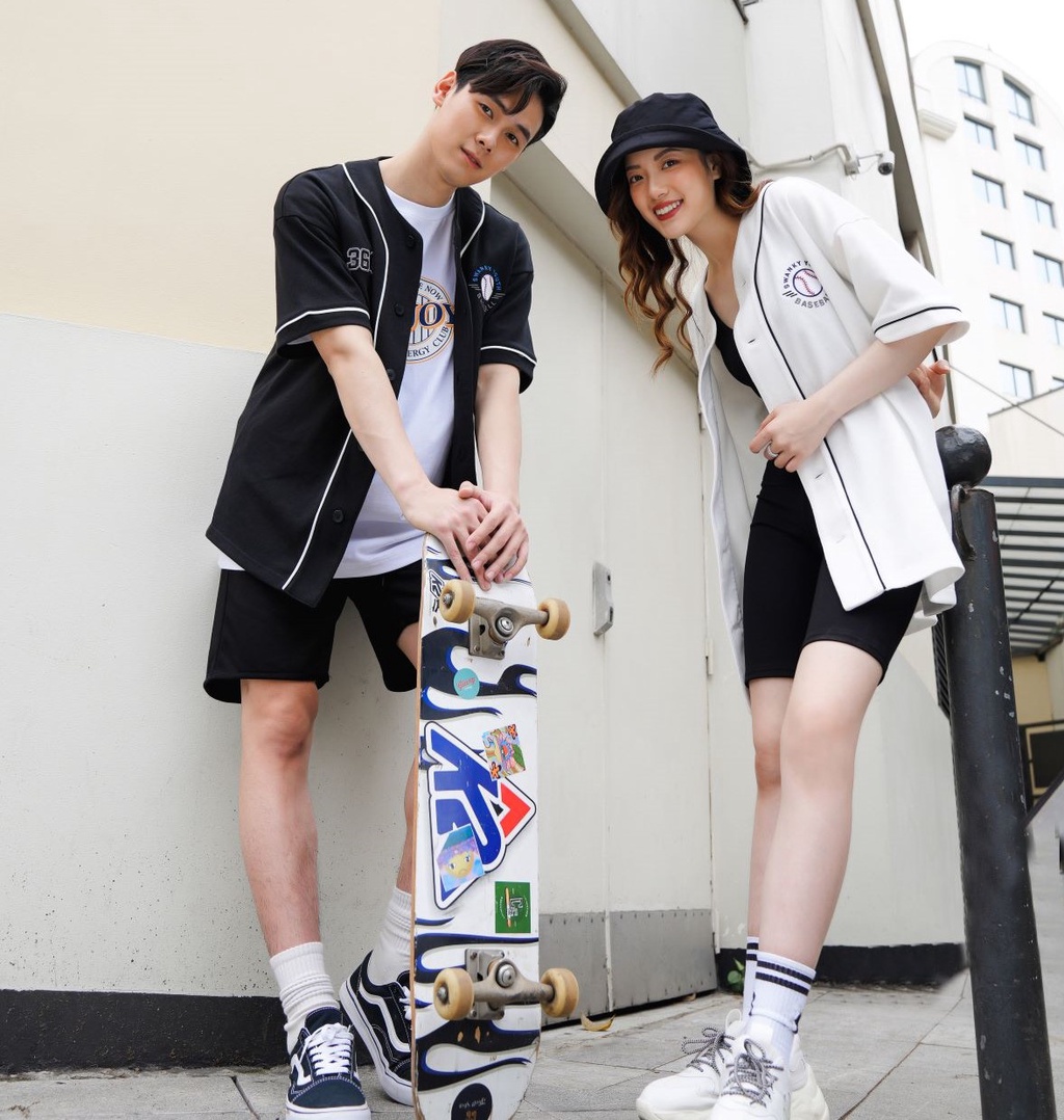 Mô tả Áo thun nam bóng chày thương hiệu 660 Boutique jersey hình thêu dày dặn form oversize áo sơ mi unisex - SHNTK416 - 1