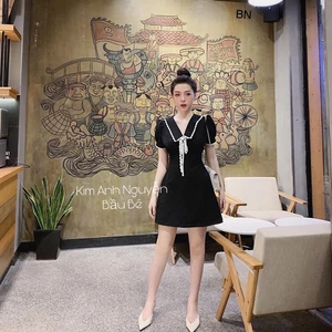 Váy đen Viền nơ