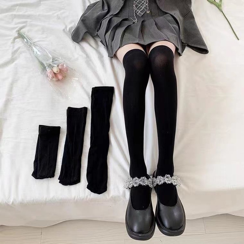 Jk Vớ Nhung Dài Qua Gối Màu Trắng/Đen- Lolita JK cosplay phong cách Nhật Bản chất siêu mịn