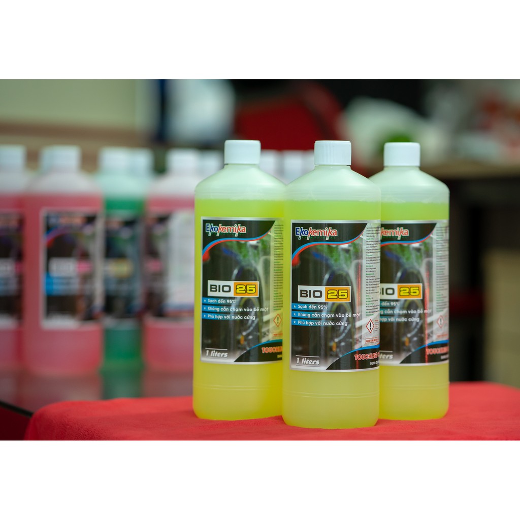 NƯỚC RỬA Ô TÔ - XE MÁY KHÔNG CHẠM CAO CẤP BIO 25-1L EKOKEMIKA ITALY