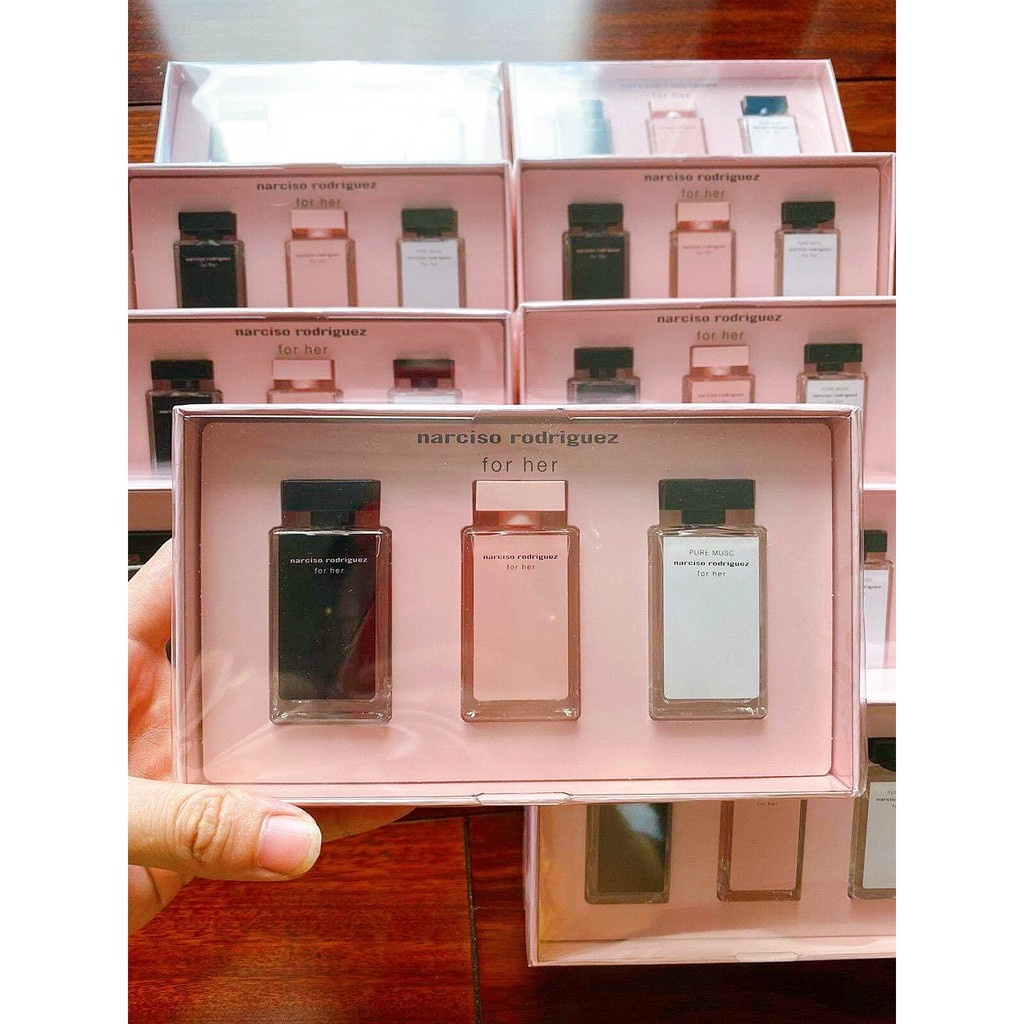 Narciso rodriguez for her online deluxe mini coffret set