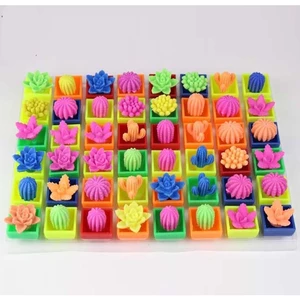 Set 2 chậu cây nở mini trang trí độc đáo đáng yêu