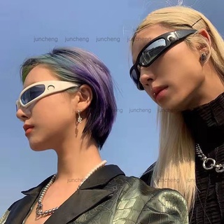 2021ins xu hướng thời trang chụp ảnh đường phố hip hop và kính râm phù hợp cho nam và nữ