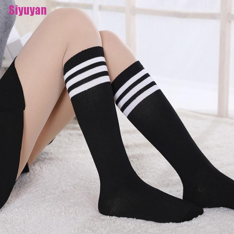 Vớ dài ngang đui họa tiết kẻ sọc trắng đen gợi cảm dành cho nữ