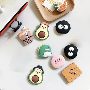 Giá đỡ điện thoại hình 3D dễ thương