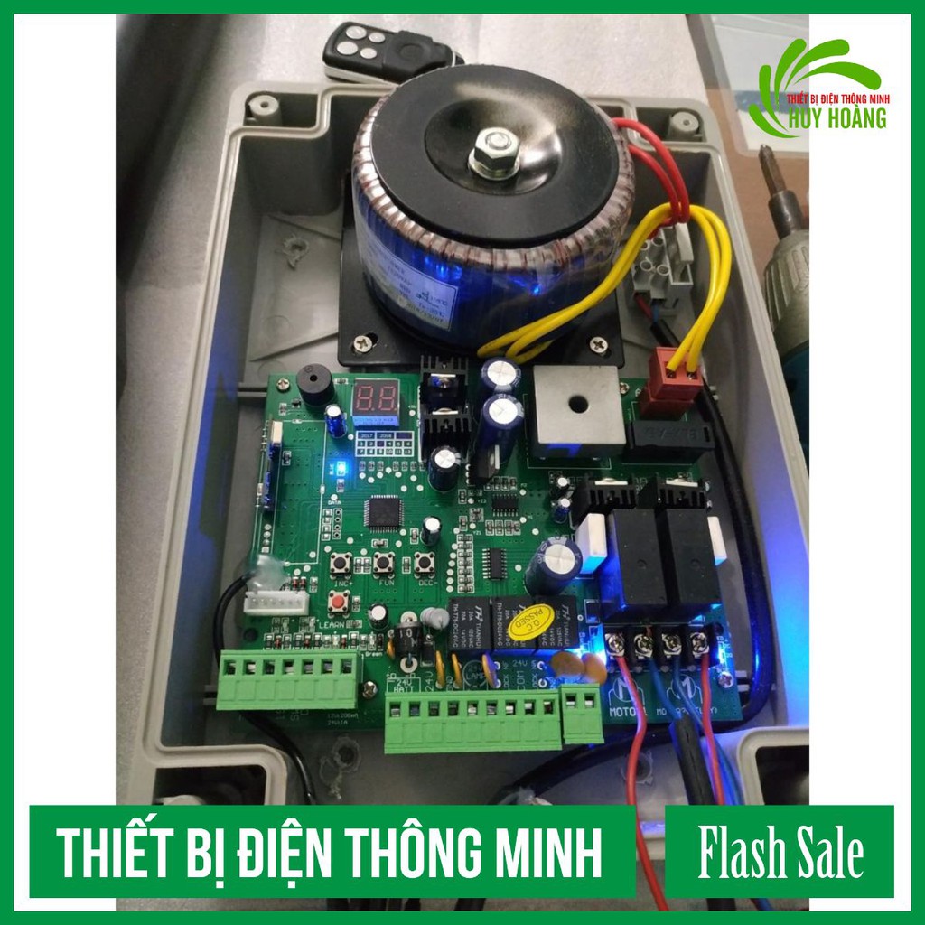 Combo board điều khiển mô tơ, hộp đựng chống nước và 2 remote control