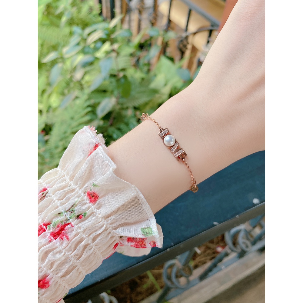 Lắc tay ESME vòng tay chữ LOVE ES098 (Màu Vàng/Vàng Hồng)