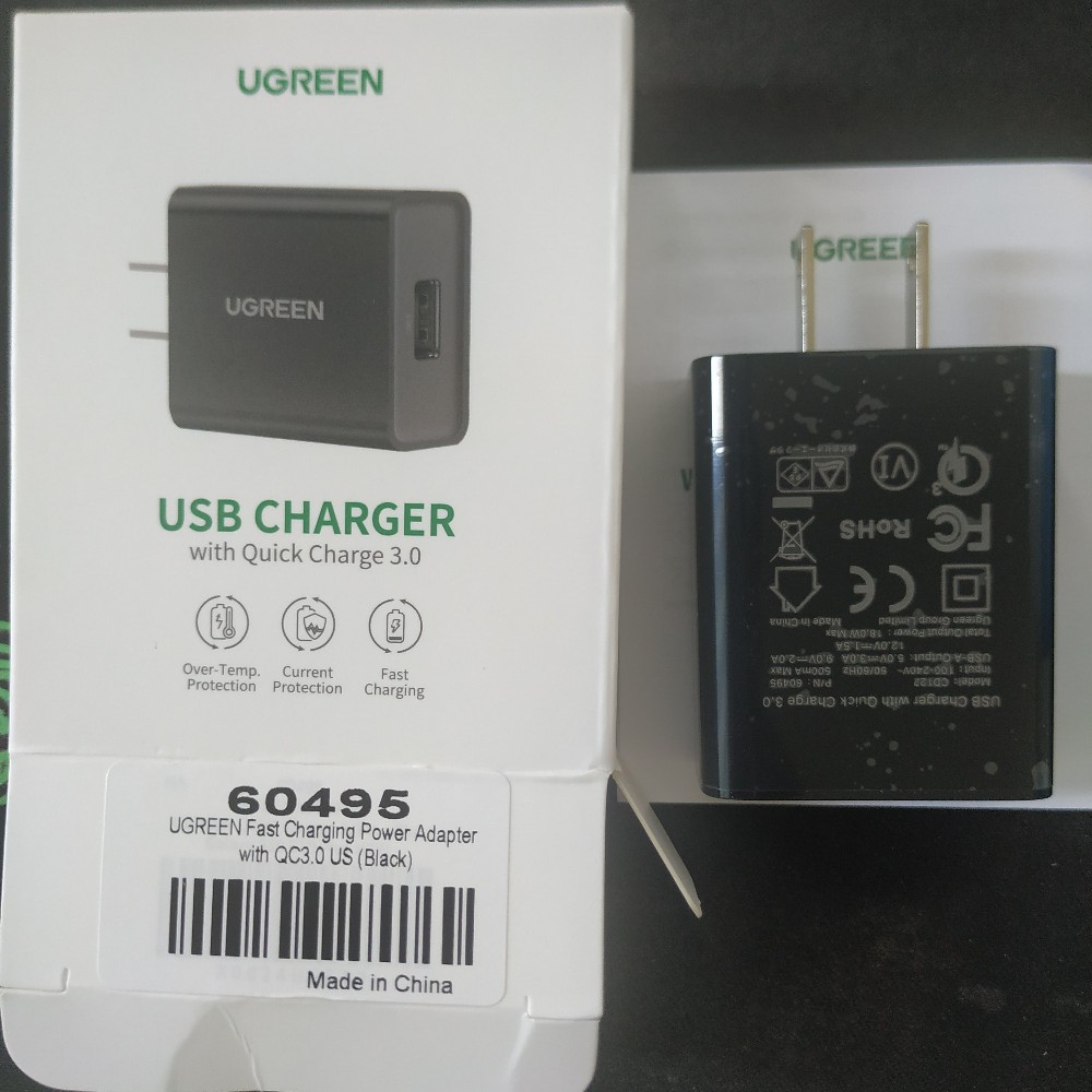 Thiết kế sạc UGREEN